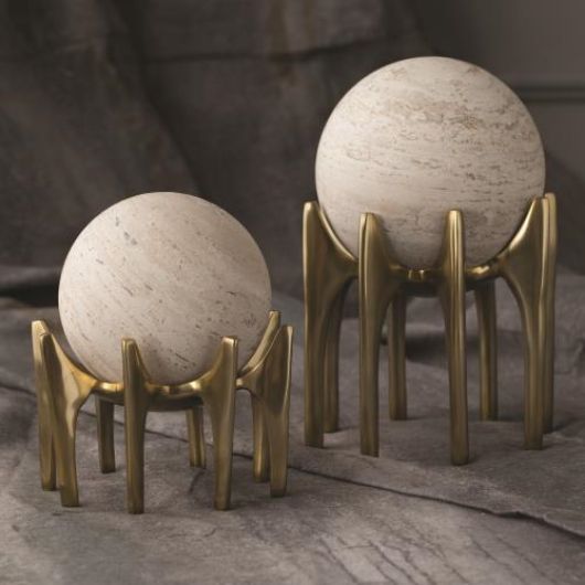 Picture of AQUILO SPHERE HOLDER-ANTIQUE BRASS